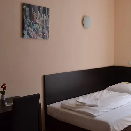 Angel Hotel