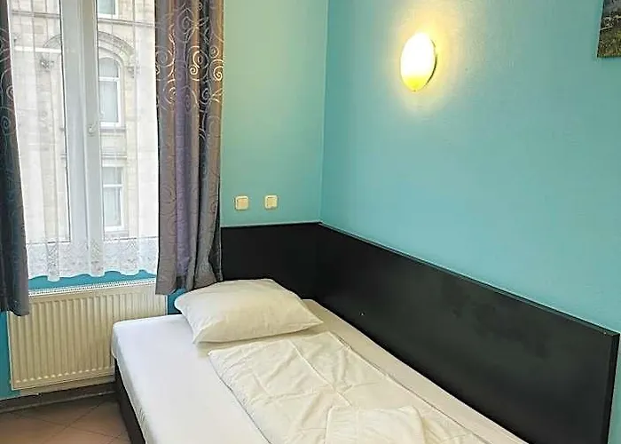 Angel Hotel 2*