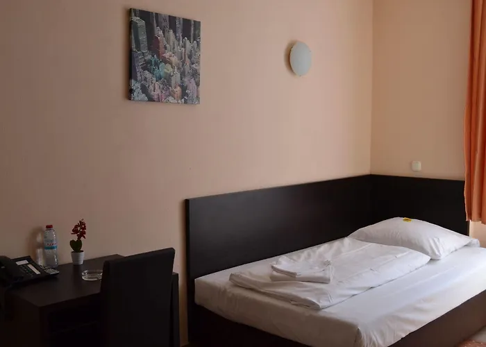 Hotel Angel 2*